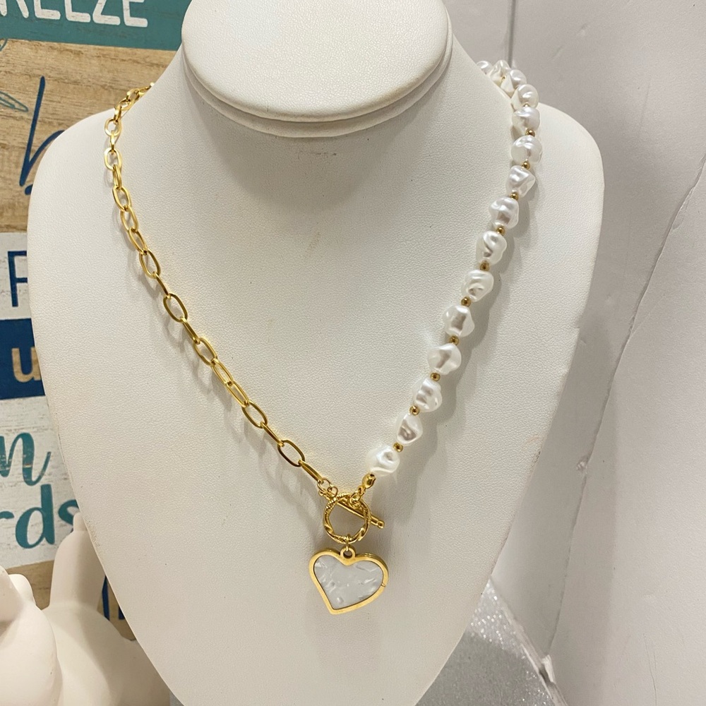 Gold and White Heart Pendant Necklace - Picture 3 of 7